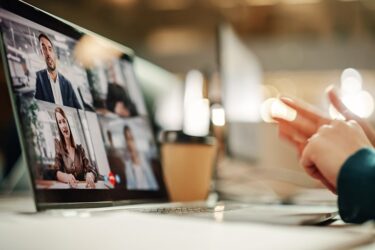 セミナーでWeb集客をする方法や費用、またそのメリットとは