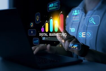 SEOと広告の使い分けや特徴、相互のデータを活かす方法